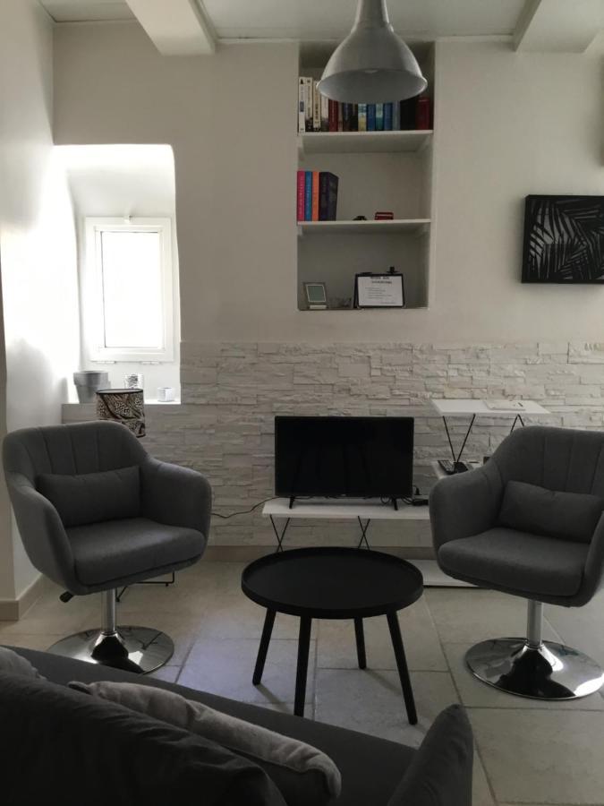 Agréable maison de village provençal Volx Extérieur photo